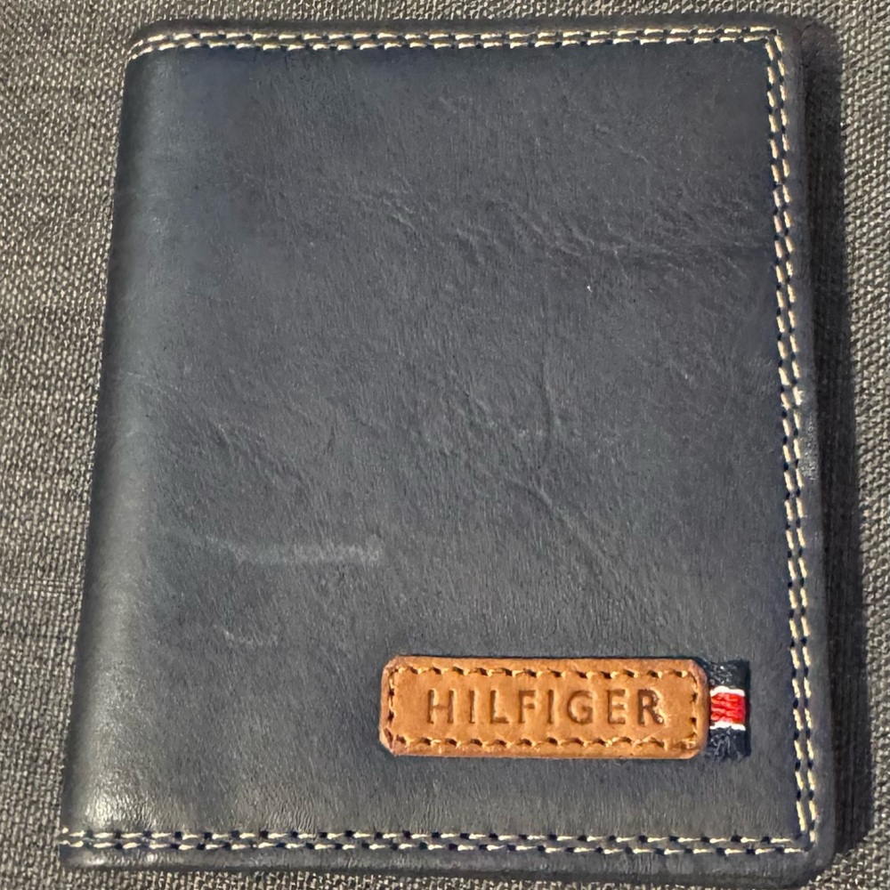 Tommy Hilfiger Card Case Wallet